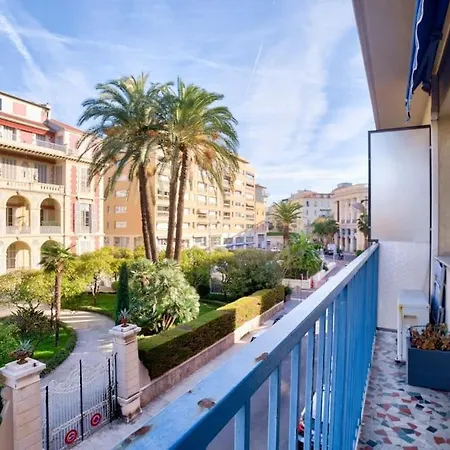 Wonderful At 5 Min From Place Massena Apartment